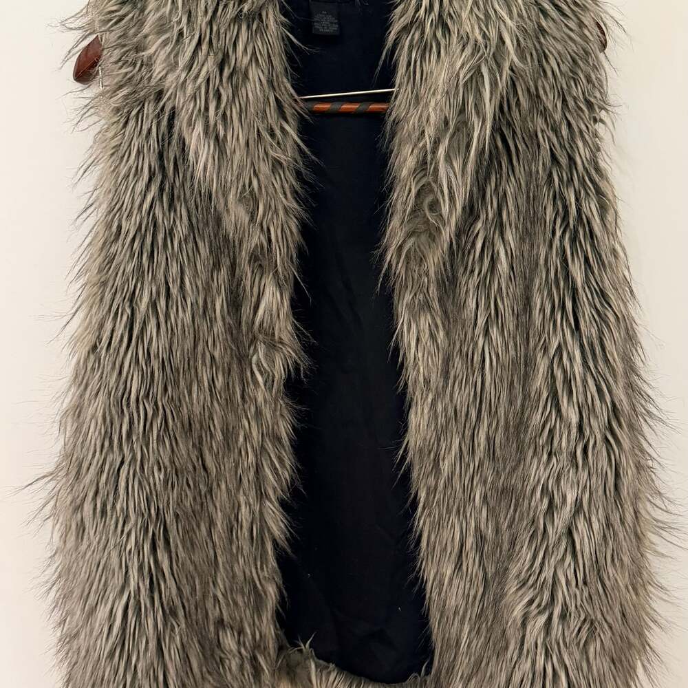 Steve Madden Shaggy Grey Faux Fur Open Front Vest